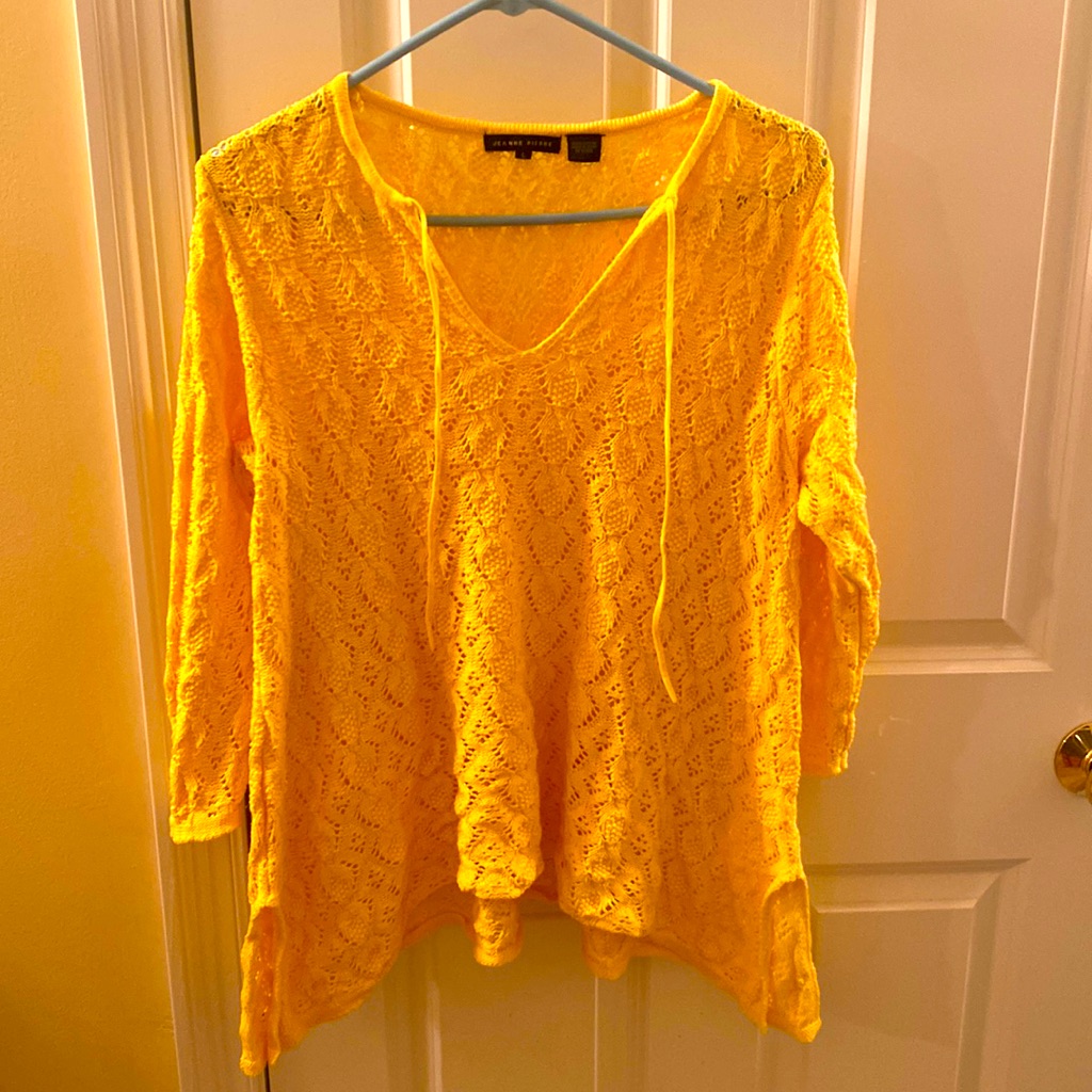 Pretty Yellow Sweater